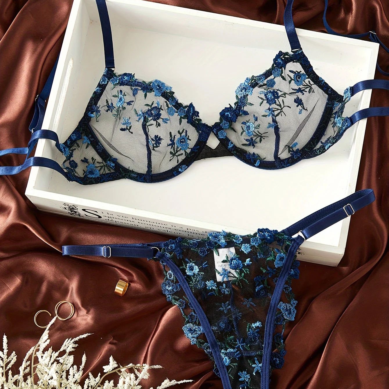 Lady Open Bra G-string Ser Womens Sexy Underwear Night Party See Through Lingeries Set for Wholesale